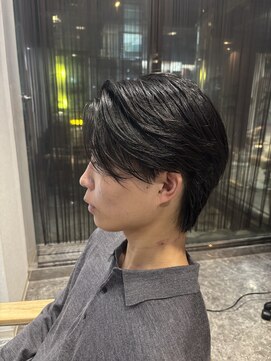 グラフィーサッポロ(Graphy sapporo) メンズセンターパートメンズパーマニュアンスパーマメンズカット