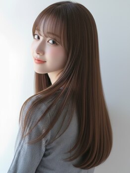 長年の髪悩みを解消。憧れのサラサラヘアで、新しい自分に出会う。
