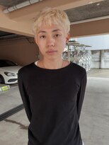 オリ(oli) 大阪梅田 アクティブショート×ブロンドヘア