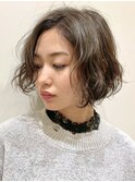 カーリーショート/ミニボブパーマ/大人ヘア/癖毛くせ毛/前髪なし