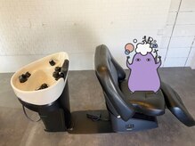 イロプラス( IRO＋)の雰囲気（フルフラットタイプのシャンプー台☆）