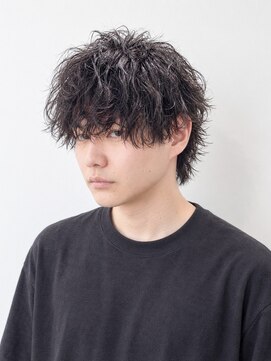 リア(Li'a by neolive) 緩めツイストスパイラル×王道マッシュウルフ