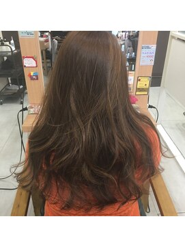 サンテ ヴィスタ(Sante ViSta) ベージュ　【本八幡　美容室】