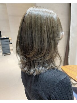 スリーバイキープ 尾山台(THREE by KEEP) 【THREEbyKEEP尾山台】お客様スタイル♪オリーブベージュカラー