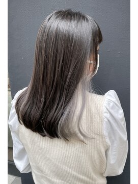 クララ(CLALA Ohashi) インナーカラーで派手すぎないけどオシャレに【コガスタイル】