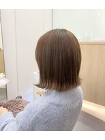 リル(re'll)&nbsp;《花屋併設》ベージュカラー［酸性ストレート/ヘアセット］