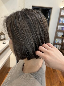 ネックス 表参道本店(nex) 【nex 表参道】脱白髪染め 地毛ハイライト ミニボブ 大人 齋藤