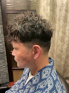 プレミアムバーバー 表参道店(PREMIUM BARBER produce by HIRO GINZA) スペインカール