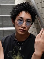 ライラ(Lyla)&nbsp;シャープに舞い散るソフトツイストスパイキーショート