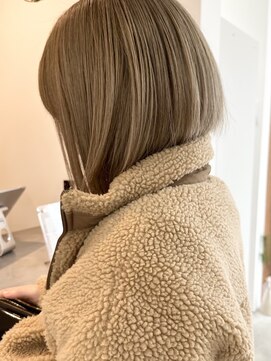 トミー(TOMMY) ハイトーンボブ