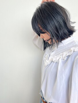 ジュノ 鹿児島中央店(Juno) モノトーン大人ボブ