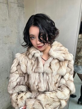 ソル ジングウマエ(SOL JINGUMAE) 10代20代30代外国人風黒髪ニュアンスボブパーマ