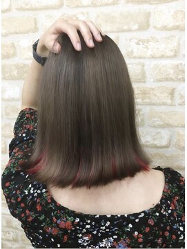 リルウ 阿倍野キューズモール(LILOU) インナーミディレッド