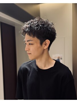 ビジョン 赤坂(vision) 刈り上げ過ぎないピンパーマナチュラルショート