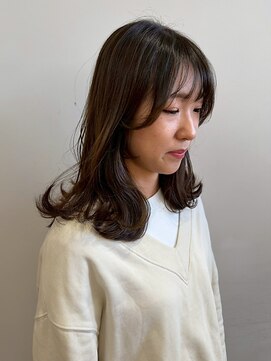 イーストハムヘッドショップ(EAST HAM head shop) 透明感ブラウン/ミディアムレイヤー/顔まわりカット