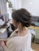 シロボシ(Shiroboshi) お呼ばれ結婚式ヘアセット