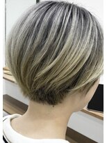 ランプ(Lamp) くびれレイヤー 白髪染め&白髪ぼかし/縮毛矯正と髪質改善UP