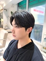 ノラ ウメダ(NORA UMEDA) 韓国ヘア毛流れセンターパート×ショートマッシュ×ダウンパーマ