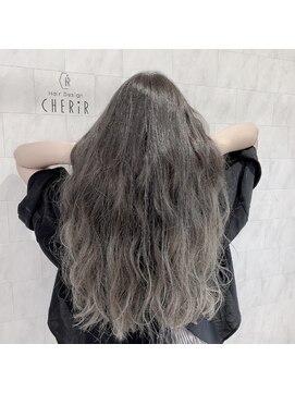 シェリール(CHERiR) グレー×シルバーグラデーション☆ブリーチ3回以上
