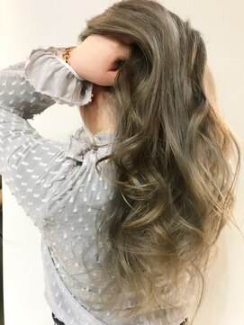 リリー シンジュク(Lilly) 【Lilly渋谷】印象も軽く、ふんわりと♪ハイトーンベージュ