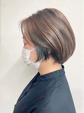 ベルクープス 天王寺店(Belle Coupes) 【BelleCoupes】平田澄香 ショートボブ インナーカラーブルー