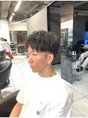 ラフショートアップバング骨格矯正カット短髪フェードカット