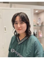 シュク 高円寺(SYUK)&nbsp;ミディアムウルフ/パーマ/流れる前髪【SYUK 高円寺 中野】