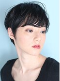 40代50代小顔黒髪ネビージュボブルフワンレン前髪ありショート