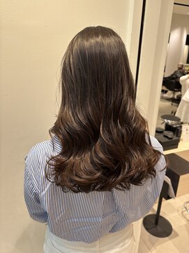 ステア ケース(stair case) 乾かすだけで巻き髪デジタルパーマレイヤーカット