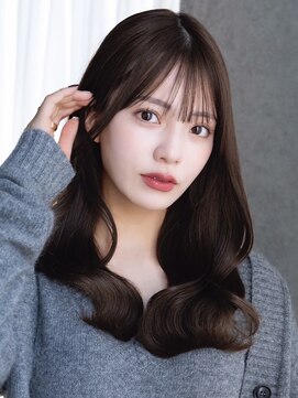 レノラ 本町(LENORA) ☆フェミニンロング大人かわいいぱっつん前髪レイヤーカット小顔