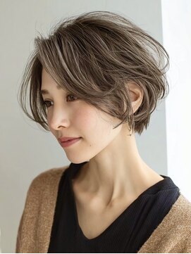 白髪ぼかし似合わせ大人ショート30代40代50代60代◎