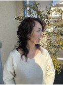 天然パーマのロングウルフヘア