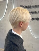 ヴィサージュバスク(VISAGE ba.s.k) 抜きっぱなしブロンド×王道センターパート