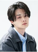 ニュアンスパーマフェザーショートセンターパート黒髪