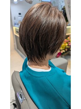 ニーナスイート(nina.suite)の写真/30代～60代の女性必見！白髪のお悩み解決と頭皮のエイジングケアを同時に叶える◇ワンランク上のstyleに◇
