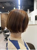 小顔見せミニボブ切りっぱなしボブくびれボブ前髪あり外はね丸み