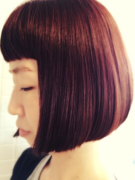 ナンブ セントラル(nambu-CENTRAL) マチルダ風ボブ☆個性派レッドカラー