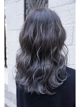 ティンク 横須賀中央(Tink) ラベンダーグレー×ハイライト◎