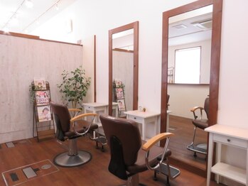 ジャンプ アズ 加古川店(JUMP×Az)の写真/【尾上の松駅/駐車場完備】女性専用サロン!半個室のプライベート空間でゆったりとしたサロンTimeをご提供◎