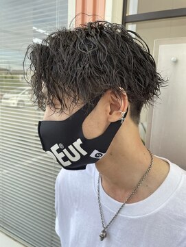 ネオヘアーバイヘアーシーク(neo hair by hair chic) メンズセンターパート×ツイストスパイラル