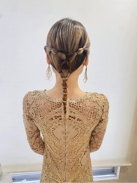 ヘアセット&メイク専門店 カスミ(Kasumi) タイトローポニー