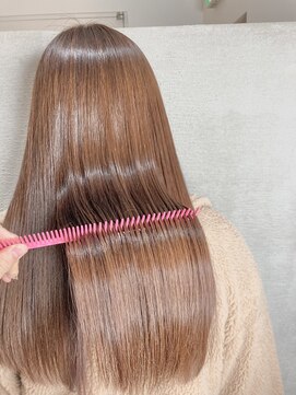 フーチー クーチー ヘッド ショップ 曽根本店(FUCHI KUCHI head shop) @fuchi_kuchi.okada[大阪豊中/カラートリートメント/うるツヤ髪]