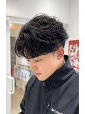 黒髪フェザーパーマショートメンズ刈り上げマッシュ仙台
