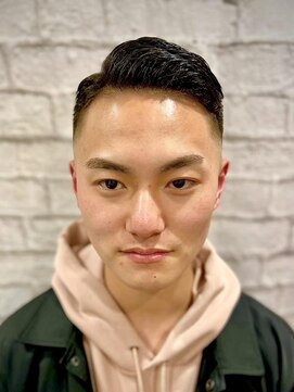 銀座マツナガ 新宿野村ビル店 フェードカット