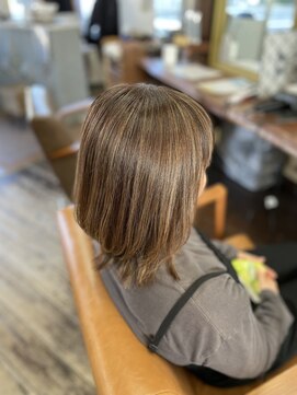 アート(art) ミディアムレイヤー＋白髪ぼかしハイライト