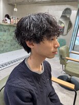 ゼスト リル 新宿(ZEST lill) シャドウパーマ くせ毛風 大人パーマ 塩澤太一