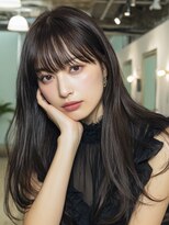 ライン(LYNE) レイヤーカット/顔まわりカット/透明感グレージュ/セミロング