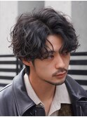 渋谷大人波巻きスパイラルパーマメンズカットツイスパ無造作緩め
