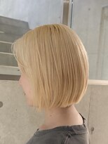ヲタク 渋谷 代官山 恵比寿(wotaku.) ホワイトブロンドハイトーントリプルカラーケアブリーチミニボブ