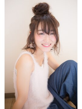 シエロ  池袋西口(Cielo) お団子ポニーテール